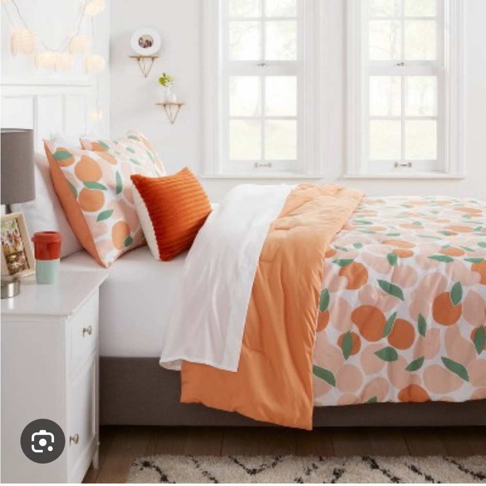 Room essentials orange fruit print twin comforter with pillow case